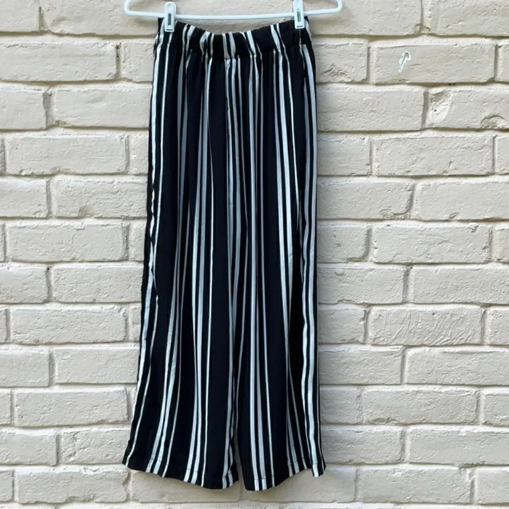 Take 50% OFF- Live To Be Spoiled Black&White 2pc Croptop & Pant, Size-XS